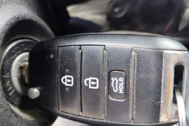 Used Kia K2 2017 Sedan 1.4L Manual Transmission GLS Vehicle Key