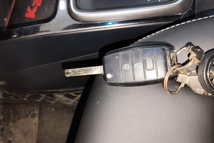 Used Kia K2 2017 Sedan 1.4L Automatic GLS Vehicle Key