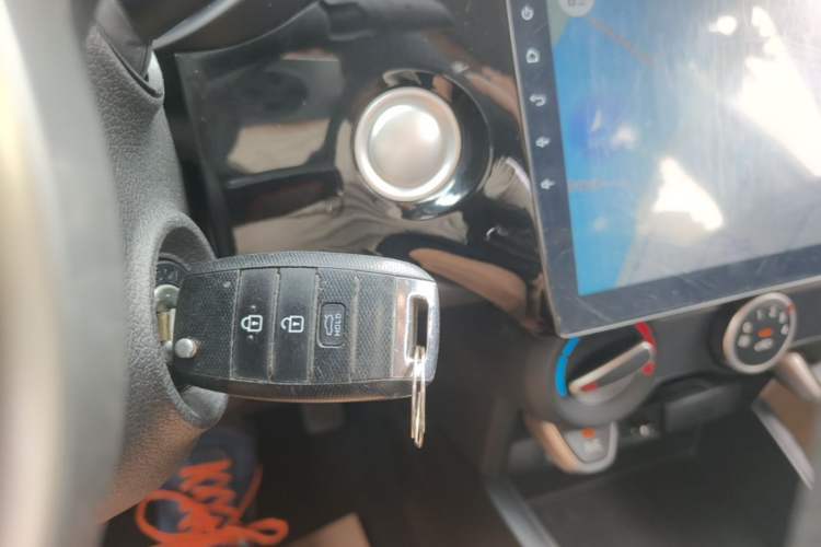 Used Kia K2 2017 Sedan 1.4L Automatic GLS Vehicle Key