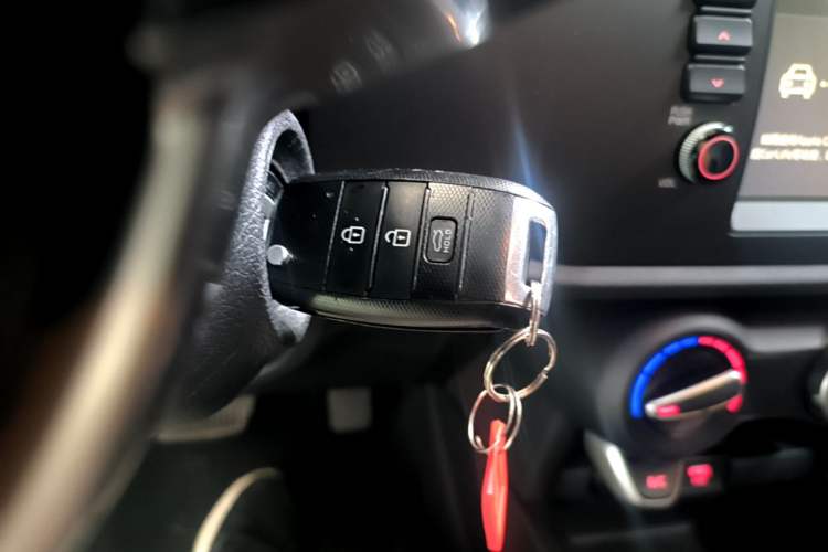 Used Kia K2 2017 Sedan 1.4L Automatic GLS Vehicle Key