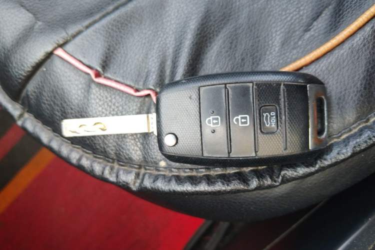 Used Kia K2 2017 Sedan 1.4L Manual Transmission GLS Vehicle Key