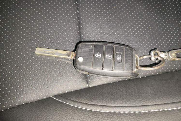 Used Kia K2 2017 Sedan 1.4L Manual Transmission GLS Vehicle Key