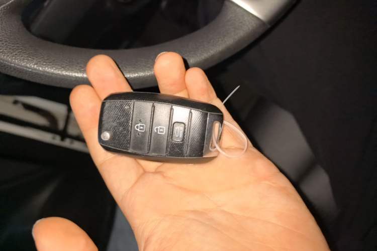 Used Kia K2 2017 Sedan 1.4L Automatic Transmission 15th Anniversary Special Edition GLS Vehicle Key