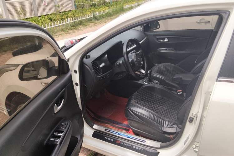 Used Kia K2 2019 Sedan 1.4L Automatic Transmission 15th Anniversary Special Edition GLS China VI Standard Driver Seat