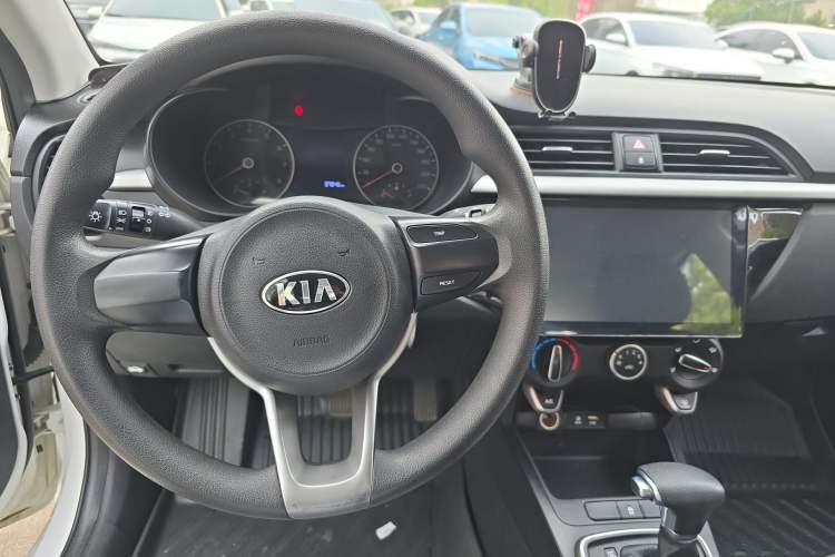 Used Kia K2 2019 Sedan 1.4L Automatic Transmission 15th Anniversary Special Edition GLS China VI Standard Steering Wheel