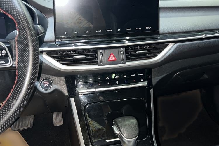 Used Kia K3 2021 1.5L CVT Fashion Edition Audio And AC Panel