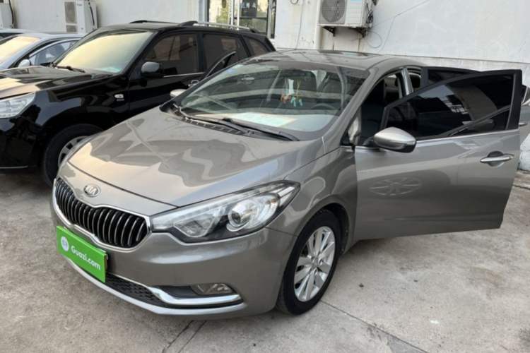 Used Kia K3 2013 1.6L Automatic GLS Exterior 5