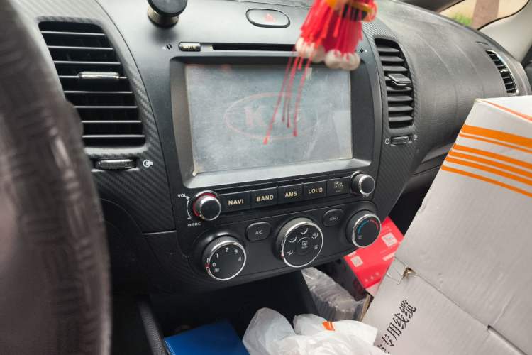 Used Kia K3 2013 1.6L Manual GL Audio And AC Panel
