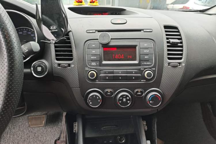 Used Kia K3 2013 1.6L Automatic GLS Audio And AC Panel