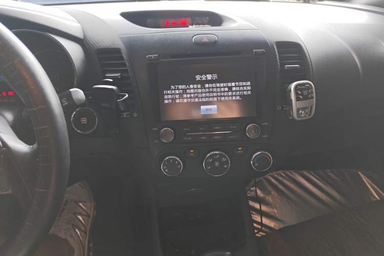 Used Kia K3 2013 1.6L Automatic GLS Audio And AC Panel