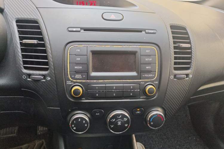 Used Kia K3 2013 1.6L Automatic GL Audio And AC Panel
