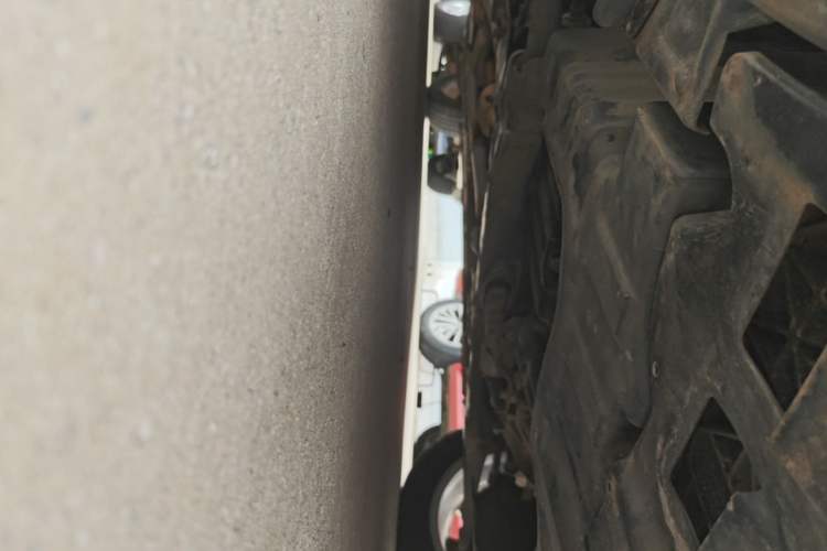 Used Kia K3 2013 1.6L Manual GLS Chassis Front Right
