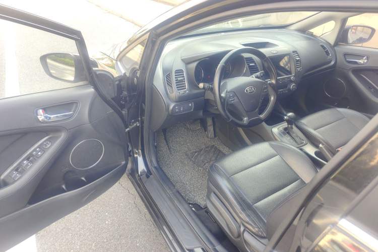 Used Kia K3 2013 1.6L Automatic DLX Driver Seat