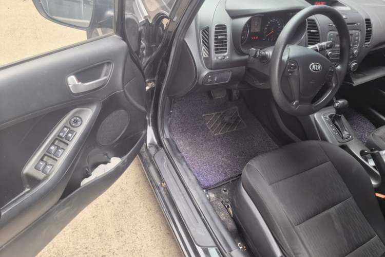 Used Kia K3 2013 1.6L Automatic GL Driver Seat