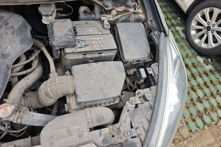 Used Kia K3 2013 1.6L Automatic GLS Engine Bay Left