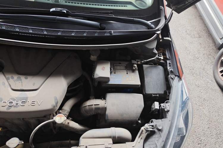 Used Kia K3 2013 1.6L Automatic GLS Engine Bay Left