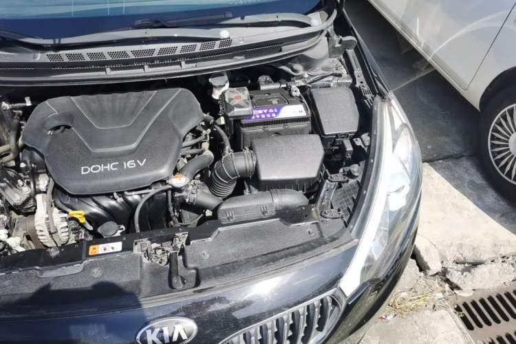 Used Kia K3 2013 1.6L Manual GL Engine Bay Left