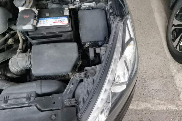 Used Kia K3 2013 1.6L Manual GLS Engine Bay Left