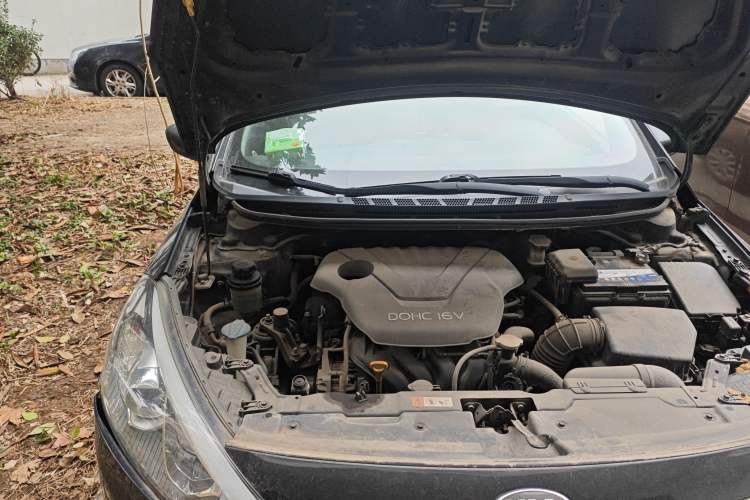 Used Kia K3 2013 1.6L Manual GL Engine Bay Right