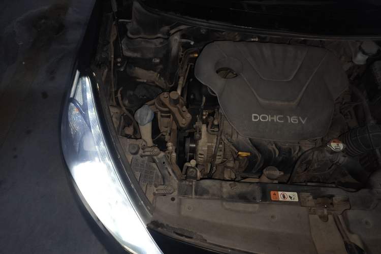Used Kia K3 2013 1.6L Automatic Premium Engine Bay Right