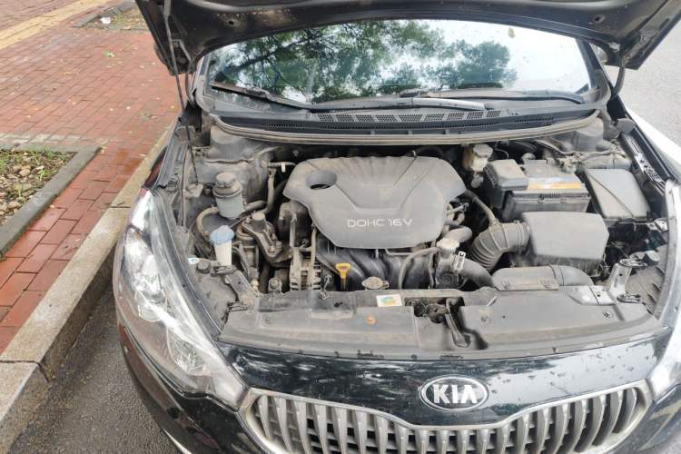 Used Kia K3 2013 1.6L Automatic GL Engine Bay Right
