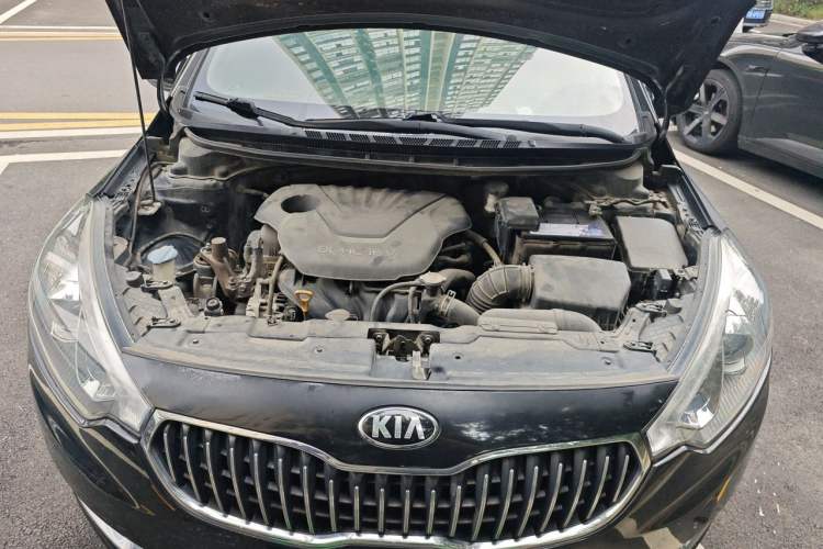 Used Kia K3 2013 1.6L Automatic GLS Engine Bay