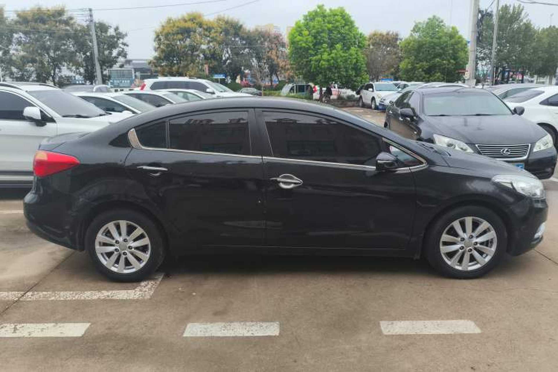 Used Kia K3 2013 1.6L Automatic GLS Exterior 2