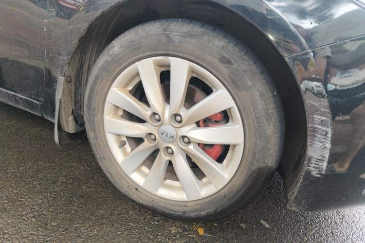 Used Kia K3 2013 1.6L Automatic GL Exterior 4