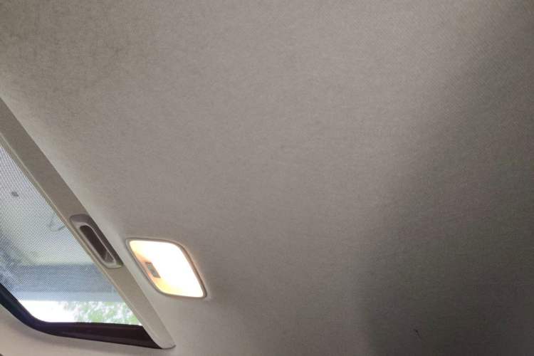 Used Kia K3 2013 1.6L Manual GLS Headliner