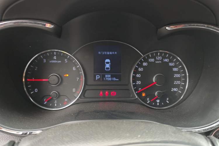 Used Kia K3 2013 1.6L Automatic GLS Instrument Cluster