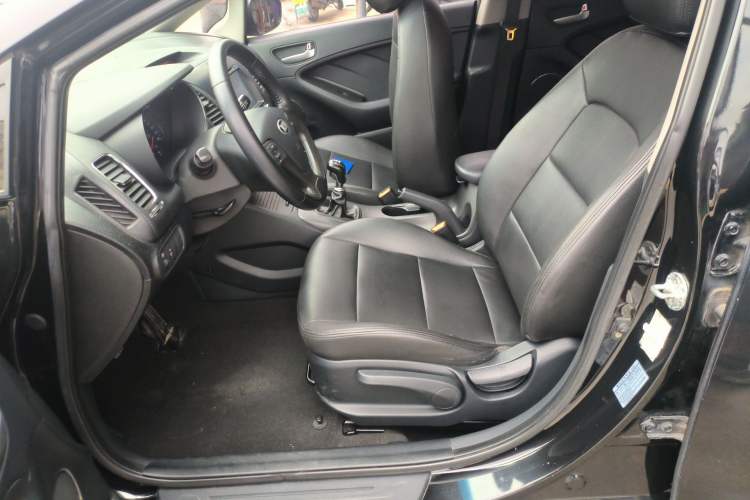 Used Kia K3 2013 1.6L Manual GLS Left Front Seat