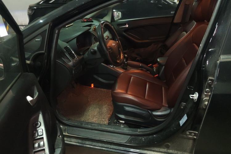 Used Kia K3 2013 1.6L Manual GLS Left Front Seat