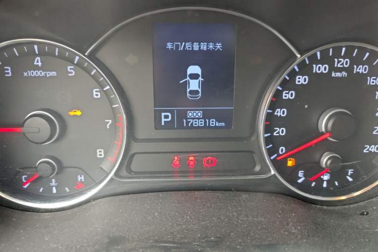 Used Kia K3 2013 1.6L Automatic GLS Odometer Close Up