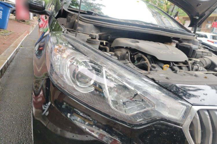 Used Kia K3 2013 1.6L Automatic GL Right Front Headlight