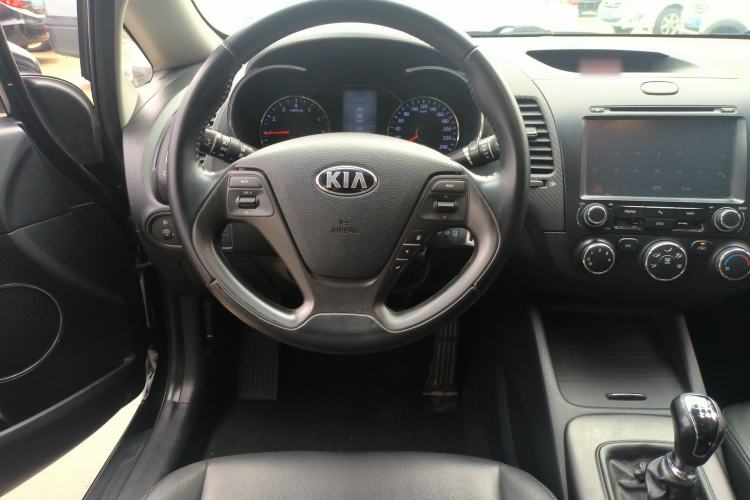 Used Kia K3 2013 1.6L Manual GLS Steering Wheel