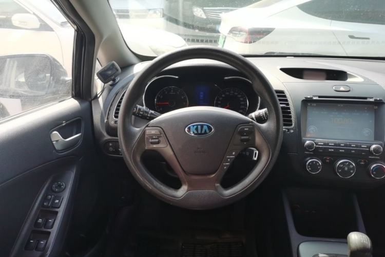 Used Kia K3 2013 1.6L Manual GL Steering Wheel