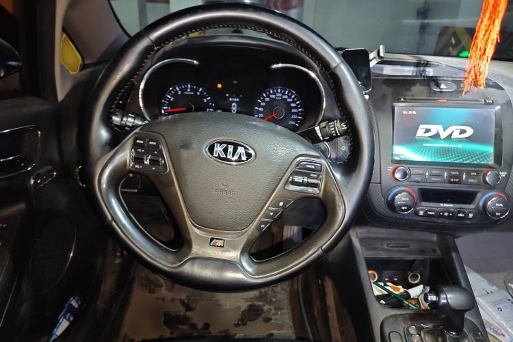 Used Kia K3 2013 1.6L Automatic Premium Steering Wheel