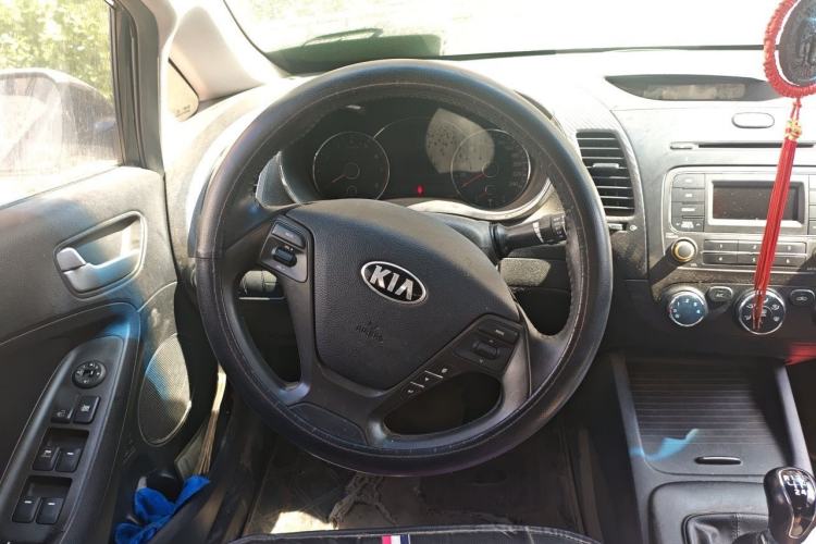 Used Kia K3 2013 1.6L Manual GLS Steering Wheel