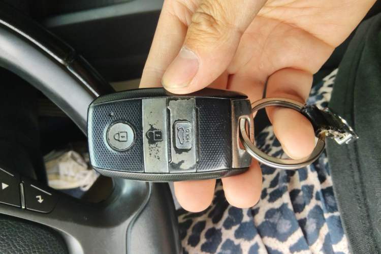 Used Kia K3 2013 1.6L Automatic GLS Vehicle Key