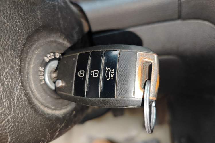 Used Kia K3 2013 1.6L Manual GL Vehicle Key