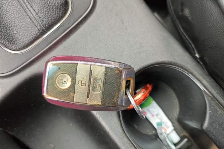 Used Kia K3 2013 1.6L Automatic GLS Vehicle Key
