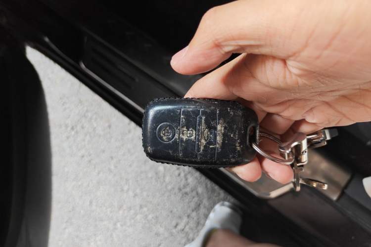 Used Kia K3 2013 1.6L Automatic GLS Vehicle Key
