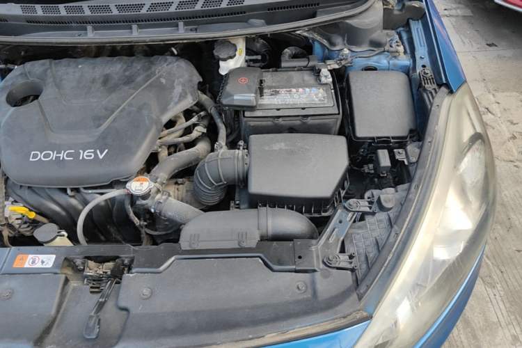 Used Kia K3 2013 1.6L Automatic GLS Engine Bay Left