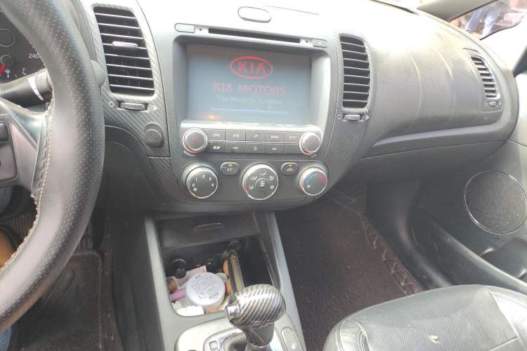 Used Kia K3 2013 1.6L Automatic GLS Audio And AC Panel