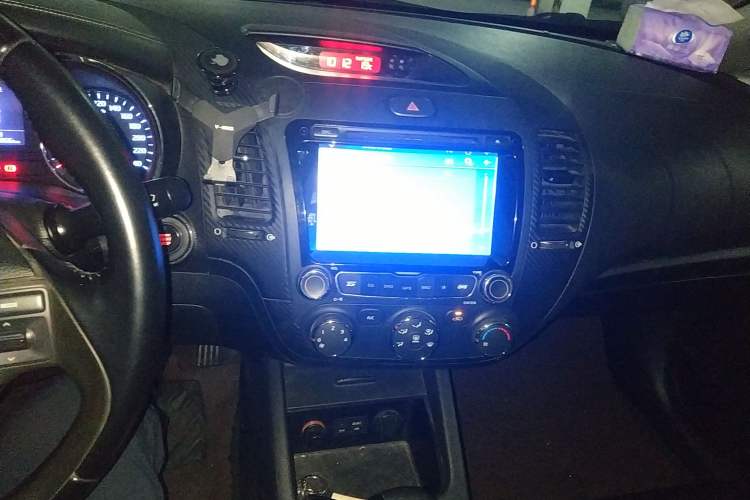 Used Kia K3 2013 1.6L Automatic GLS Audio And AC Panel