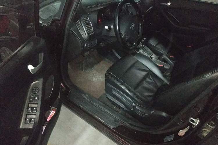 Used Kia K3 2013 1.6L Automatic GLS Driver Seat
