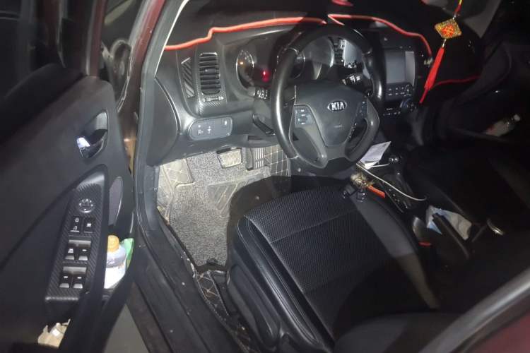 Used Kia K3 2013 1.6L Automatic GLS Driver Seat