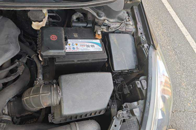 Used Kia K3 2013 1.6L Automatic Premium Engine Bay Left