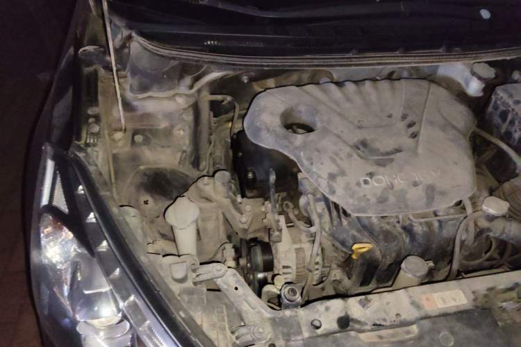 Used Kia K3 2013 1.6L Manual GLS Engine Bay Right