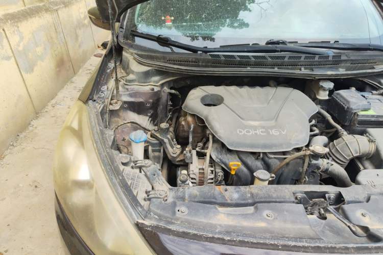 Used Kia K3 2013 1.6L Automatic GLS Engine Bay Right